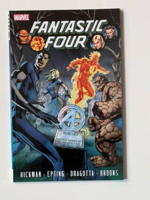 Fantastic Four by Jonathan Hickman, Vol. 4 Paperback