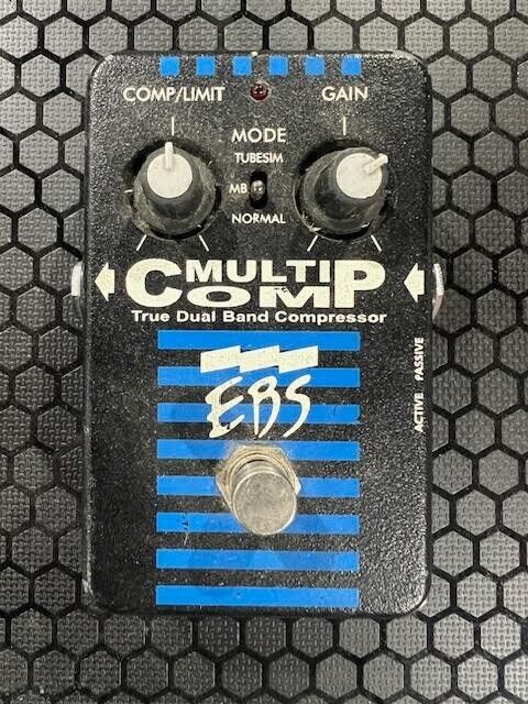 EBS MULTI-COMP DUAL BAND BASS COMPRESSOR EFFECTS PEDAL WITH TUBE SIMULATION