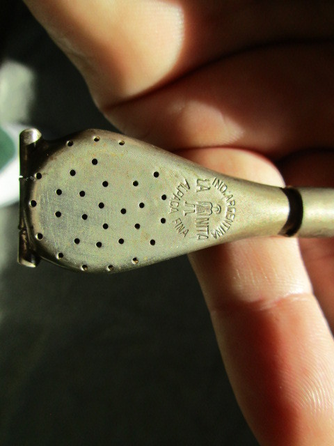 BEAUTIFUL ORNATE VINTAGE MATE TEA STRAW 18K GOLD MOUTHPIECE ARGENTINA / SILVER ?