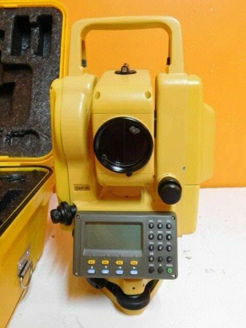 South NTS-352 Total Station