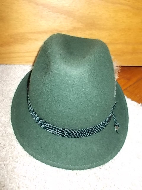 Vintage Oktoberfest Hat Bavarian AUSTRIA Fedora Green Wool w/3 Pins Hair Size 56