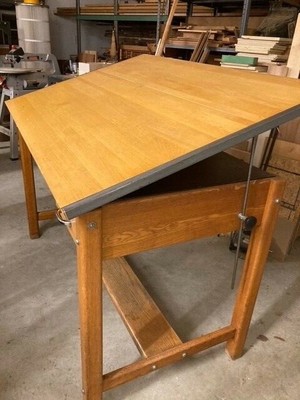 Desks Tables Mayline