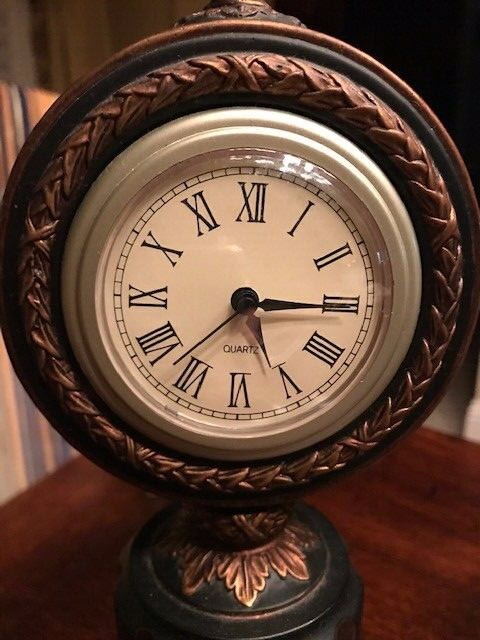 Decorative clock