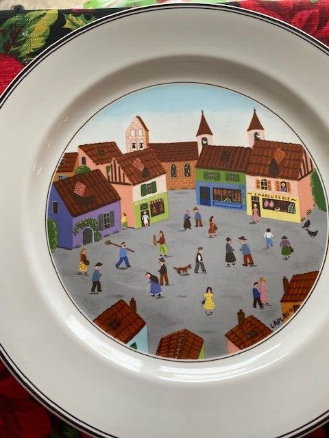 Villeroy & Boch Assorted Dinner Plate 10.5" diameter.  Porcelain