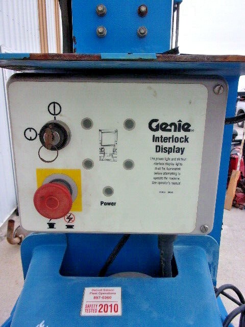 Genie IWP 24 vertcal manlift 12 volt manlift