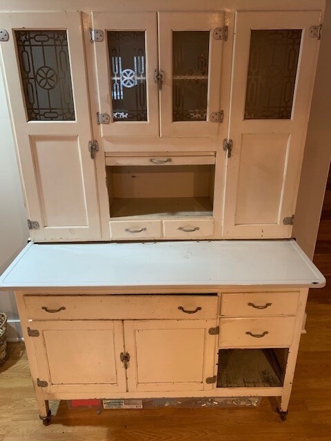 Beautiful antique Hoosier Cabinet