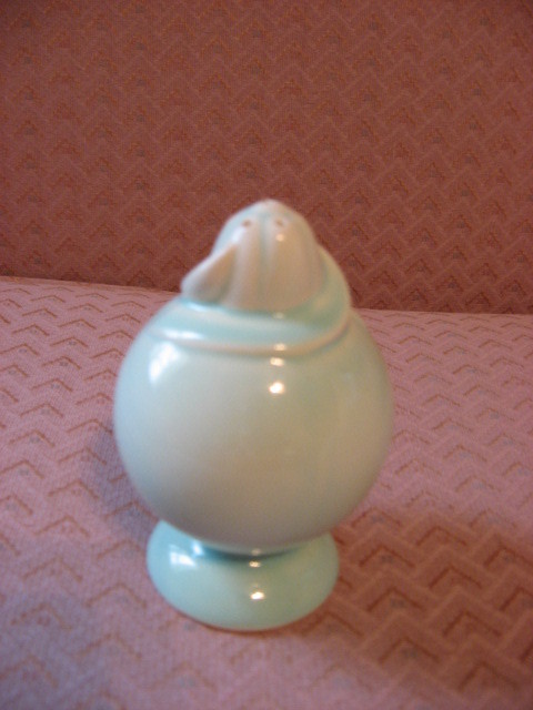 T. S. & T. LURAY PASTEL GREEN PEPPER SHAKER - No Cork