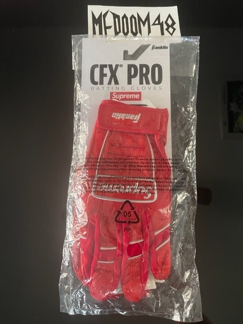 Supreme Franklin CFX Pro Batting Red Gloves size Medium SS22