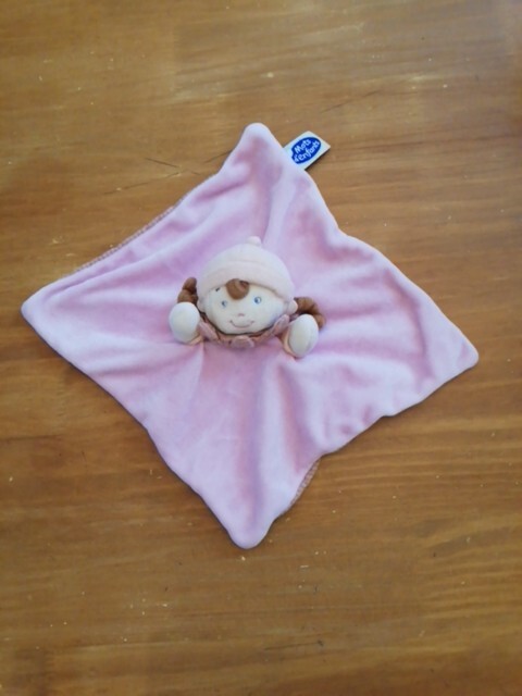 Doudou Mots D'Enfants Siplec Plat Fille PoupÃ©E Rose RayÃ© CarrÃ© Bonnet Grelot 