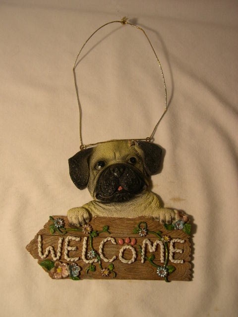 PUG  WELCOME RESIN  WALL  HANGING PLAQUE / SIGN