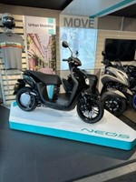 2023 Yamaha NEO'S electric scooter, ex-demo with 0 miles. ready to go!