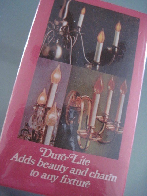 New Vintage Clear Duro Lite Flicker Flame Med. Base.