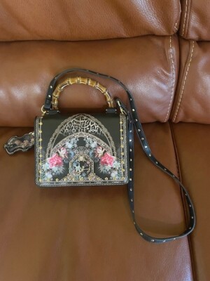 Camilla Australia NWOT Wooden Handle Leather Bag GORGEOUS!!!