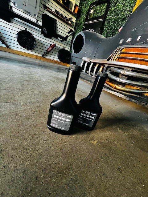 (3) GENUINE Power Steering Fluid Infiniti & Nissan 999MP-AG000P