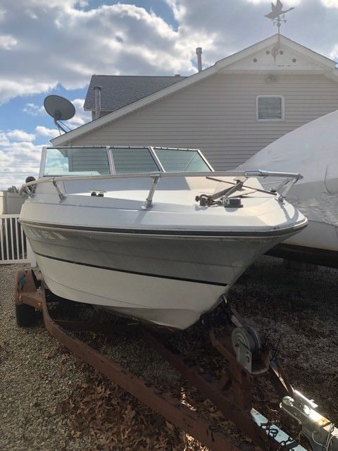 NF - 1986 Rinker 19' Cuddy Cabin & Trailer - New Jersey