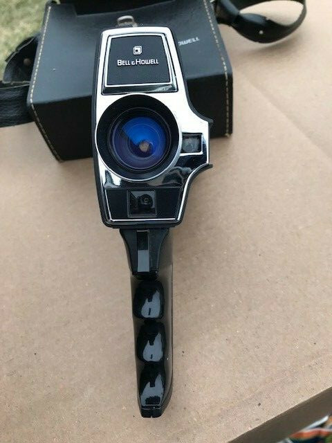 Bell & Howell 670/XL Low Light Autoload Super 8 Movie Camera prop Japan, W/ CASE