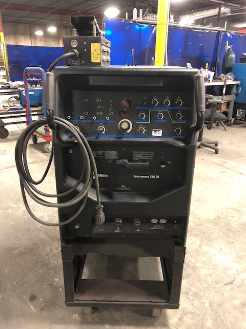 Miller Syncrowave 250DX TIG Runner Welder (Good Condition)