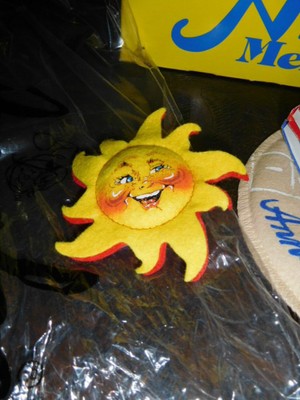 Annalee 1992 Membership Kit Doll, Sun Pin, Member Pin MINT in Box