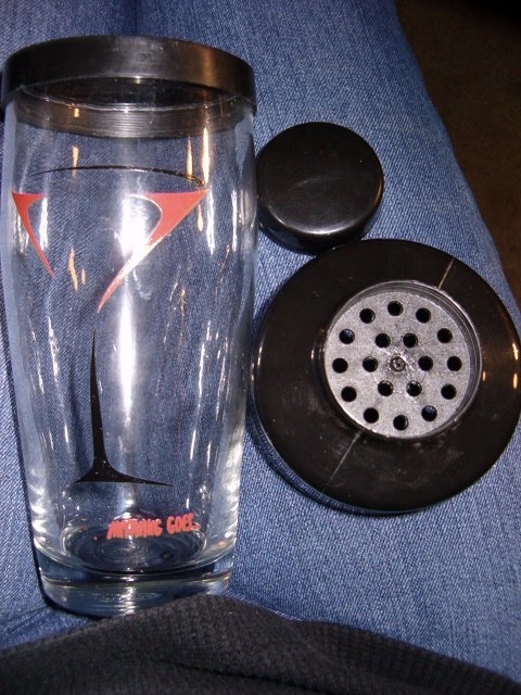 Kahula vintage glass Shake, Anything Goes Alcoholic Drink Maker Ice Shaker