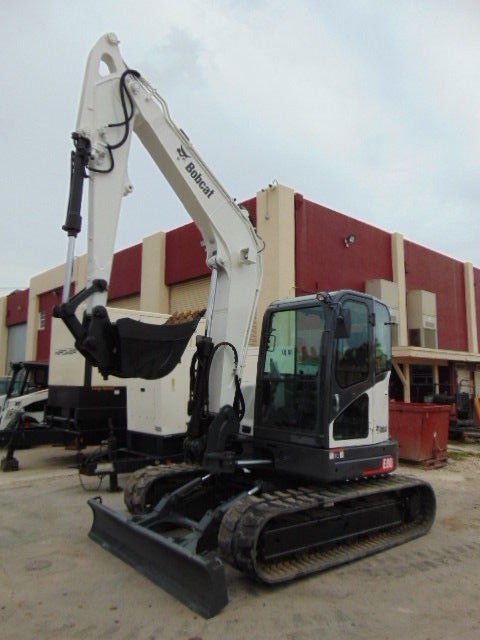 2011 BOBCAT E80 MINI MIDI EXCAVATOR  18,500 LBS - 2 SPEED - ENCLOSED A/C CAB