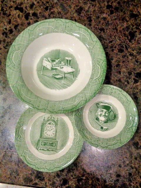 Plate & Bowl Lot Green Transferware Royal China Old Curiosity Shop Serving Berry
