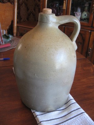 #A98  L. FARRAR POTTERY IBERVILLE P. Q.  STONEWARE CROCK P.QUÉBEC