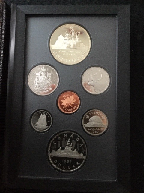 Canada 1987 Mint Set - Vessel and Iceburg Dollar **Great Gift**