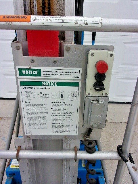 Genie IWP 24 vertcal manlift 12 volt manlift