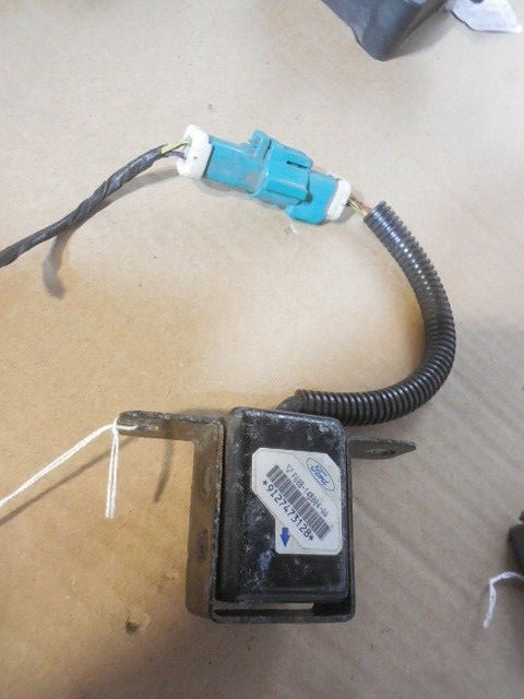 97-98 Ford Windstar OEM Front Impact SRS Crash Sensor F68B14B004 97-98 Ford Windstar OEM Front Impact SRS Crash Sensor F68B14B004