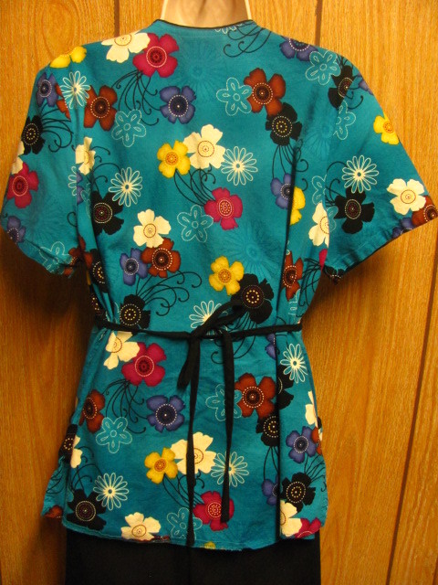 SB Scrubs Set, Top Size Medium, Pants Size Small