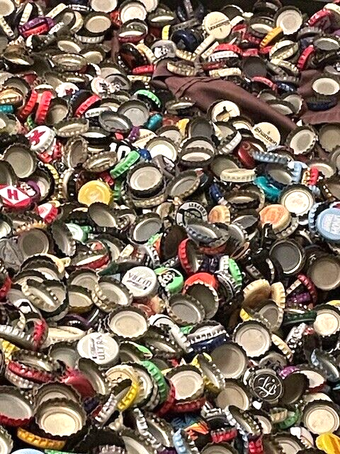 500 Mixed Lot Beer Bottle Caps Clean Project Ready Dent Free Colorful Lot!