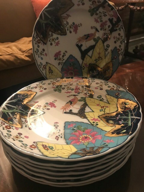 MOTTAHEDAH TOBACCO LEAF DINNER PLATE NEW NEVER USED!!!