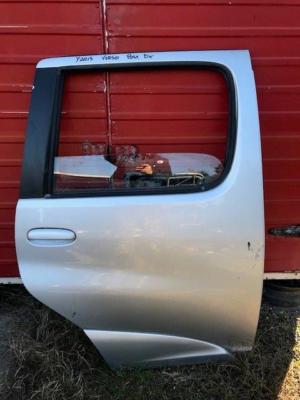 Porta portiera posteriore destra TOYOTA YARIS VERSO