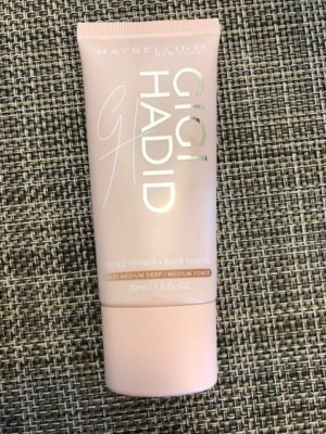 Maybelline Gigi Hadid Tinted Primer, GG20 Medium Deep