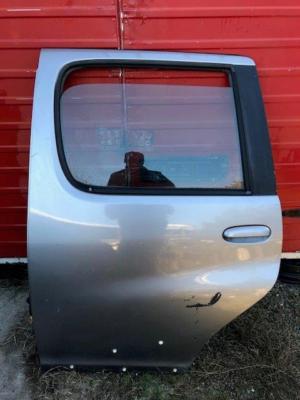 Porta portiera posteriore sinistra TOYOTA YARIS VERSO