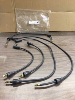 OEM Wisconsin VH4 VH4D W4-1770 Top Mount Distributor Ignition Wire Set YL385B