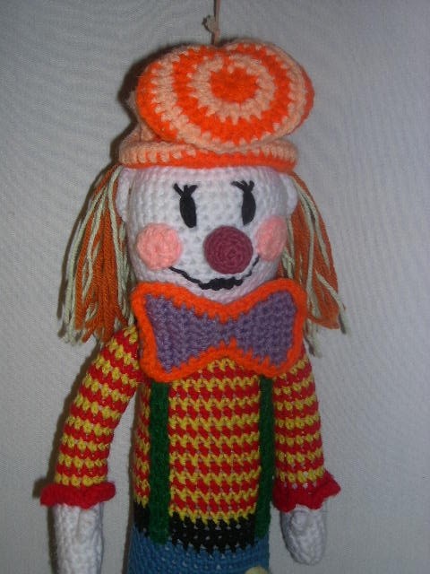 KNITTED CROCHETED    PLUSH STUFFED CLOWN