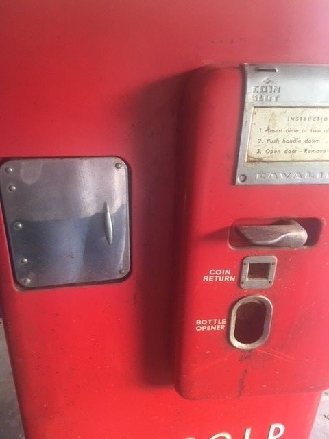 VINTAGE COKE MACHINE - - RUNS - .- LOOKS GOOD.  CAVALIER - MODEL C51G