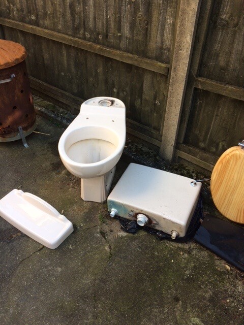 Second hand toilet pan and cistern | in Bournemouth, Dorset | Gumtree
