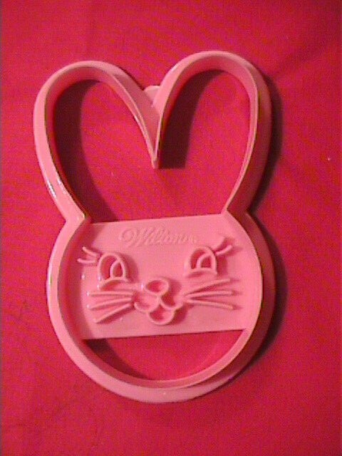Vintage Hallmark/Wilton Cookie Cutters-Total 4-Very Cute-cat-rabbit-little girl