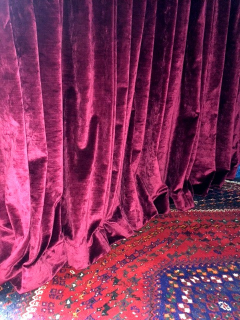 Crushed Velvet Loriano Beetroot Romo 2 Curtains Cover 470cm