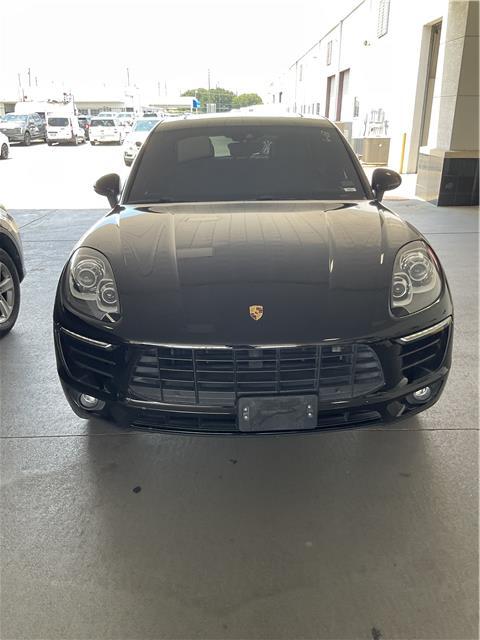 Owner 2018 Porsche Macan  50170 Miles Black Sport Utility 4 Cylinder Engine 2.0L Autom