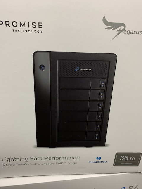 Pegasus3 R6 36 TB Mac OS X, Windows 7 and Window 10, 2 x Thunderbolt3 40Gb/s