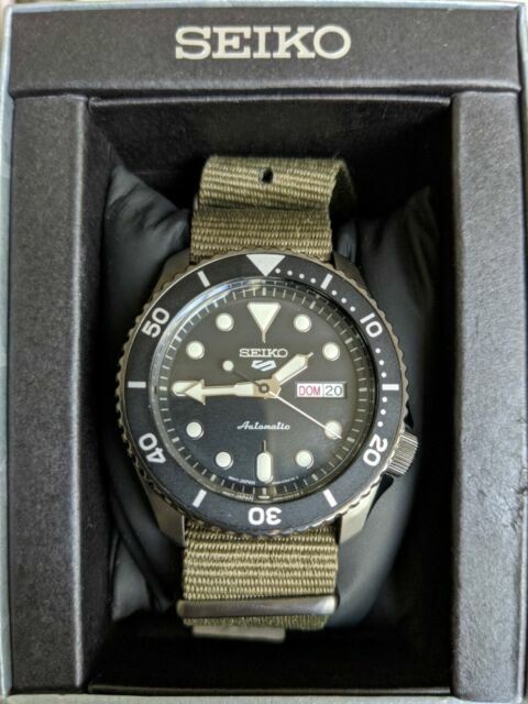 Pre-owned Seiko Srpd91p9 5 Sport Black Ion / Green Nylon Strap (fedex 2 Day Ship)