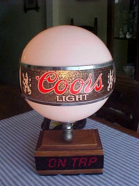 VINTAGE ADOLPH COORS GLOBE BAR TOP LIGHT WITH ROTATING ON TAP IN RED LETTERS