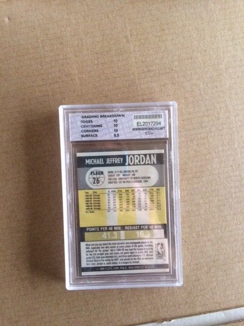 1990-91 Fleer NBA Basketball MICHAEL JORDAN Trading Card Bulls #26 Gem Elite 10