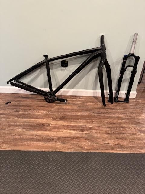 2013 Niner One 9 Med Frameset w/Extra's