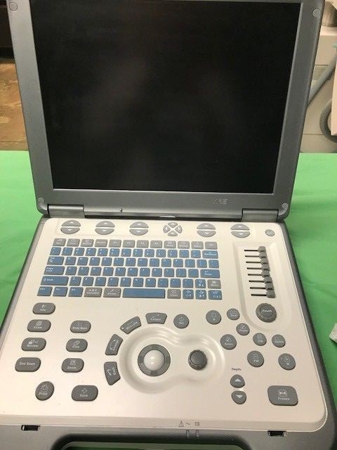 2009 MINDRAY M5 ULTRASOUND. 2 transducers: 7L4s, 3C-5s,  in case.   WORKS GREAT