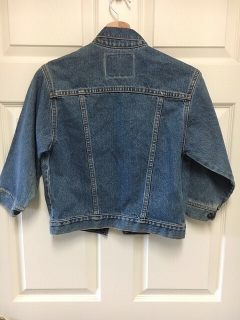 Levi Denim Jacket Child Size 7X Snap Front Super nice!