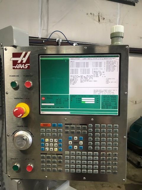 HAAS 2008 VF2SS CNC VERTICAL MILLING MACHINE